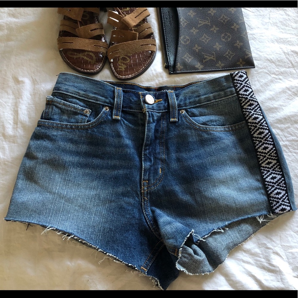 BDG UO Denim GF Highrise cutoff shorts w/ accent